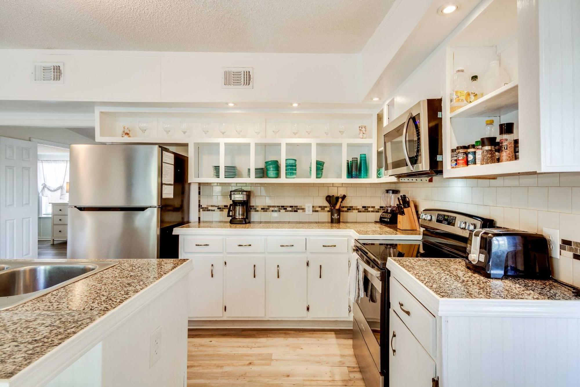 Stunning Pensacola Home, 8 Mi To Downtown! Exteriör bild